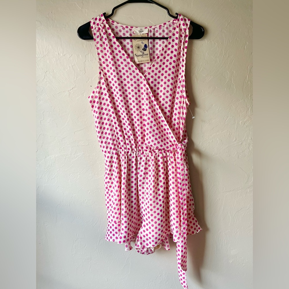 🆕 Entro Pink & Cream Polka Dot Tie Romper | Small
